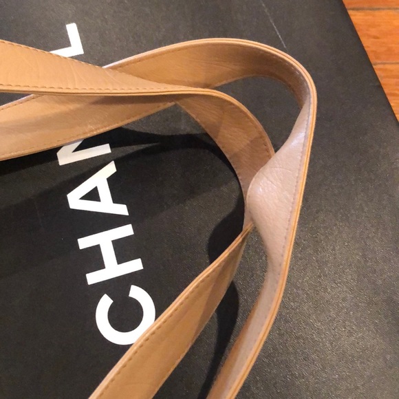 Authentic Chanel Handbag - Picture 6 of 16